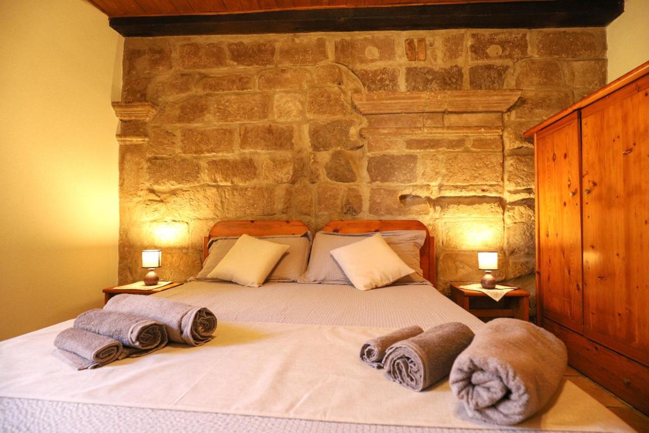 Bed and Breakfast La Favola Antica à Castelsardo Extérieur photo
