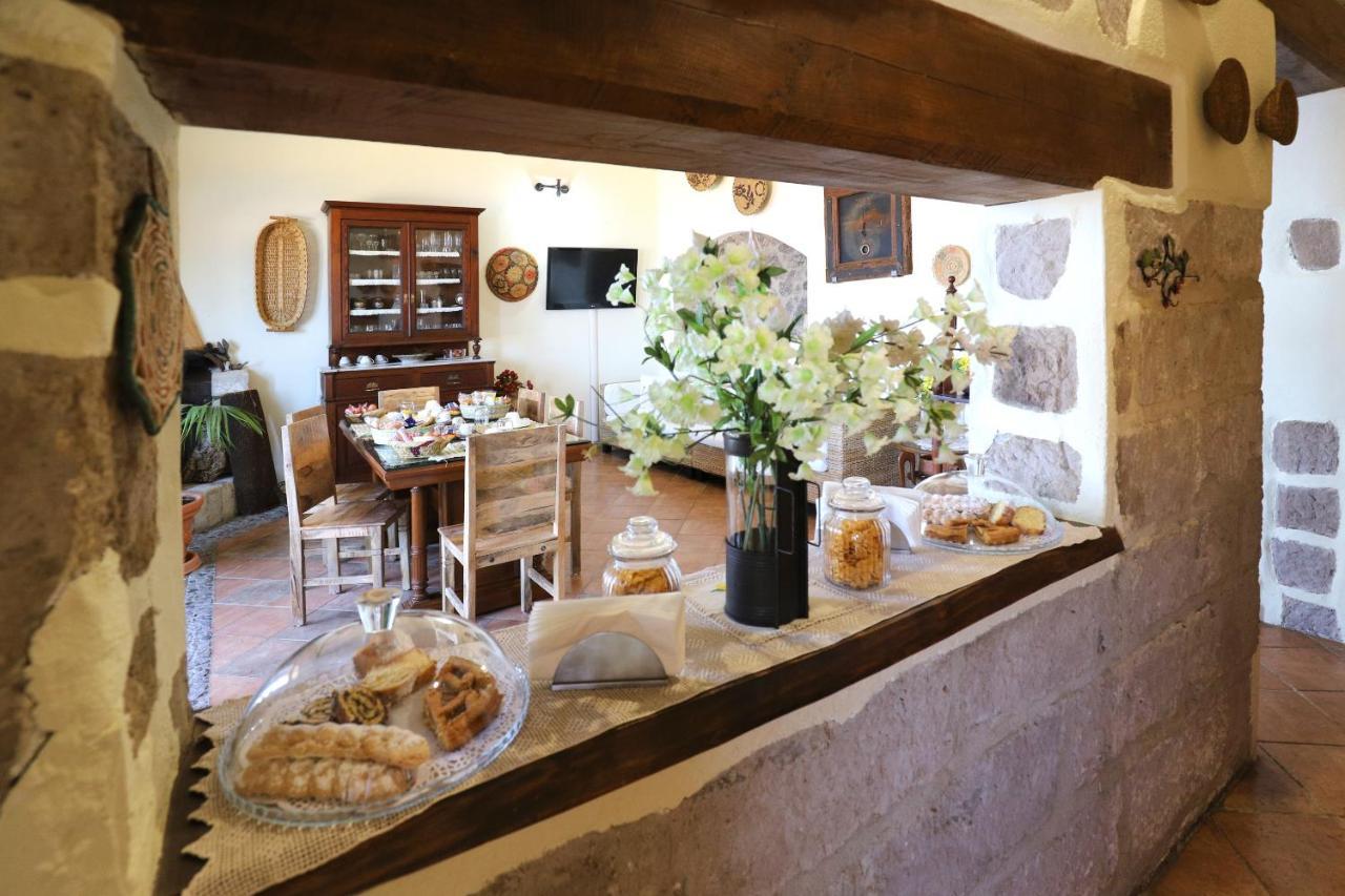 Bed and Breakfast La Favola Antica à Castelsardo Extérieur photo